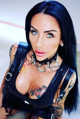 Photo HD Tina Tolley - 3