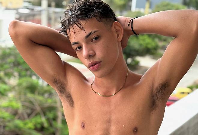 Valentino Ricardo - Casting Handjob