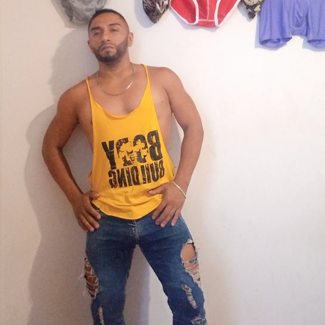 Piero Scort Gangbang