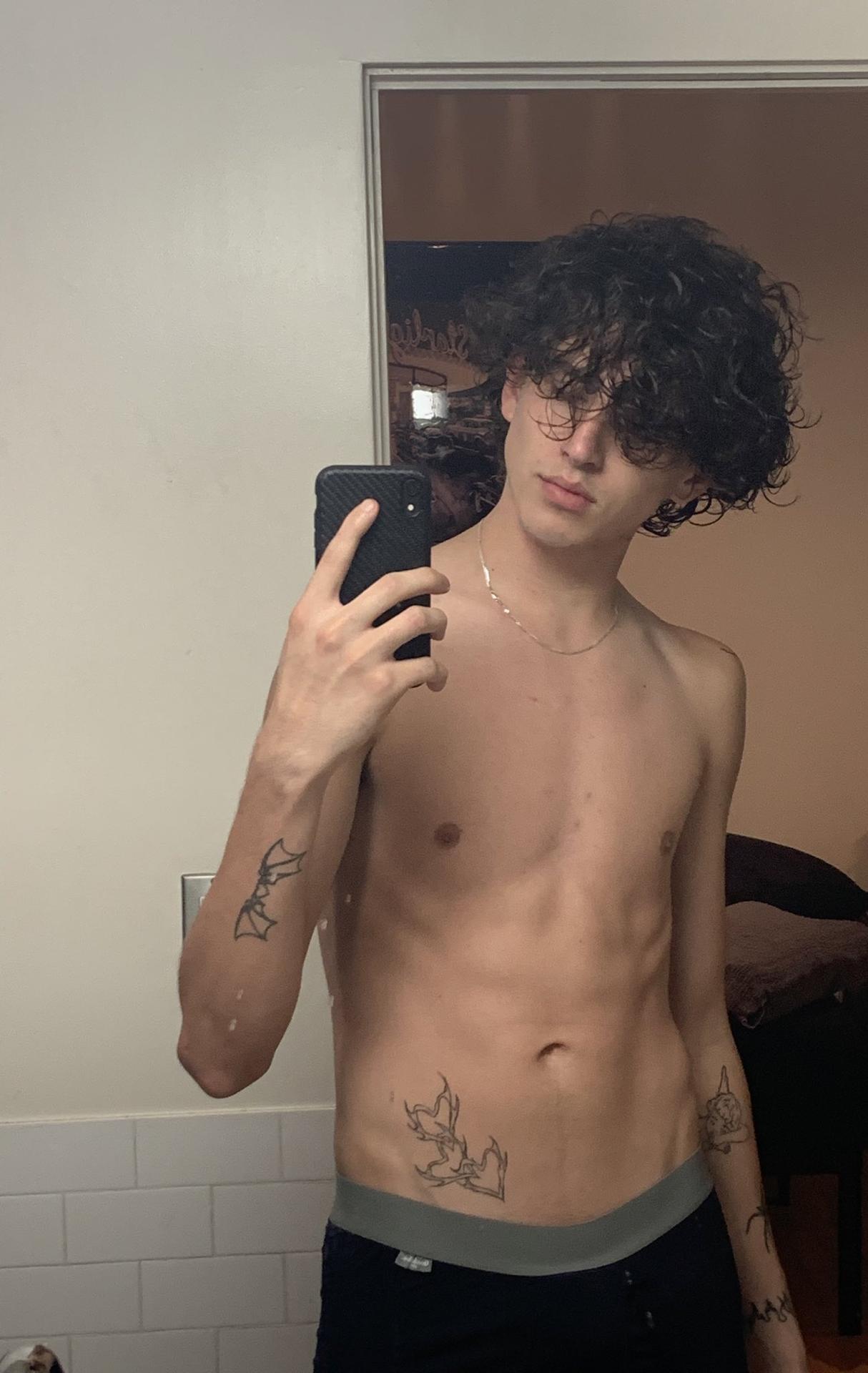 Dylan Ledger Fessée