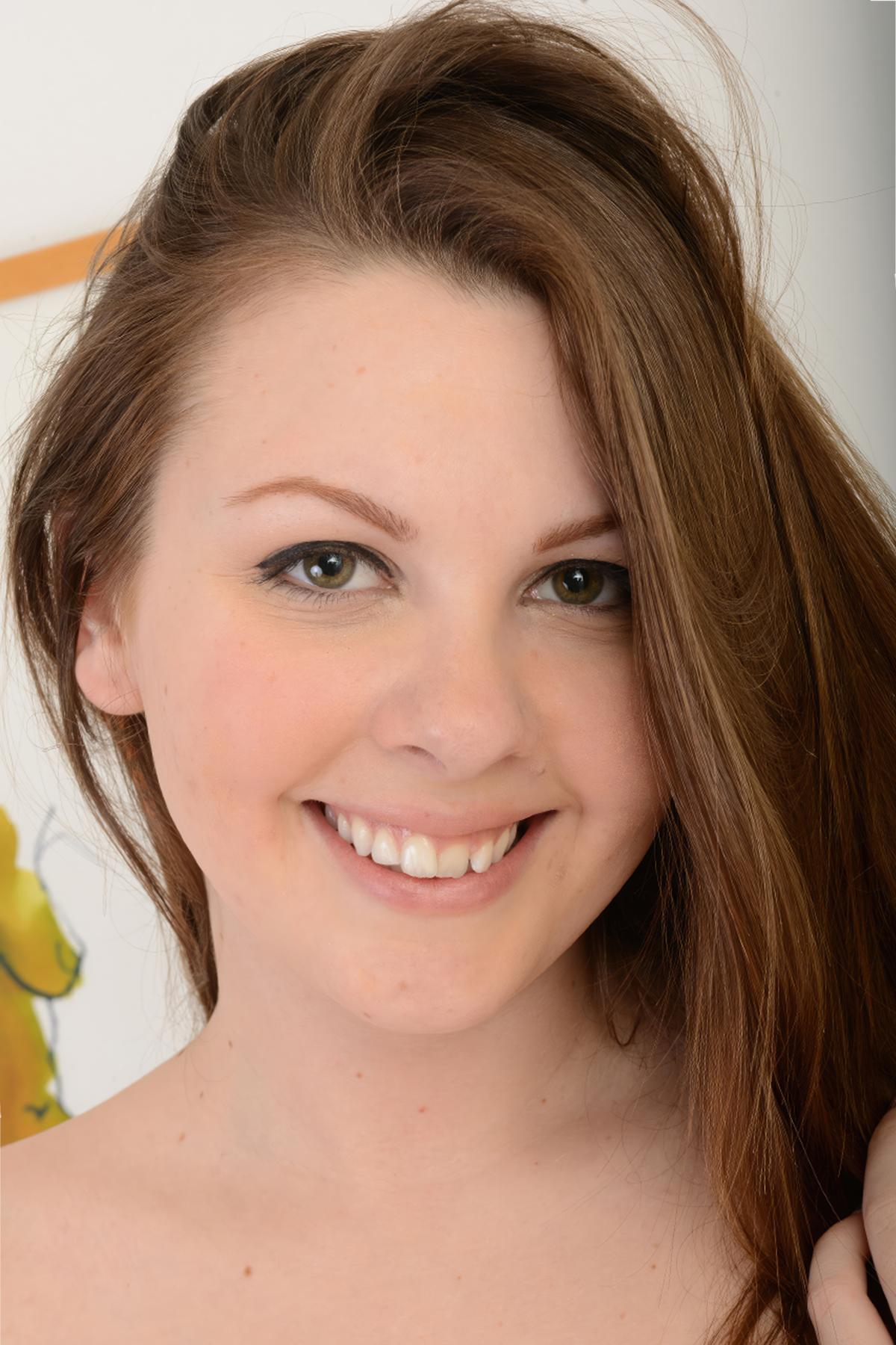 Cali Hayes Cherry Pimps