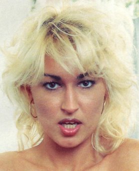 Photo HD Elizabeth King - 2