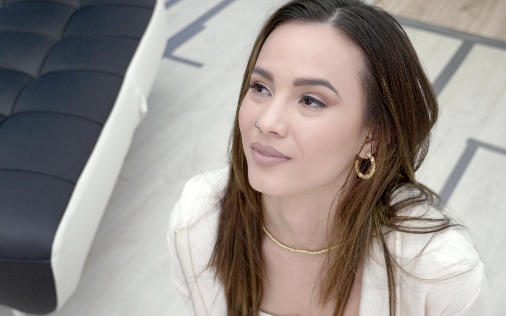 Lucy Mendez #2 - Bukkake - Behind The Scenes - Goodbye Cumshot