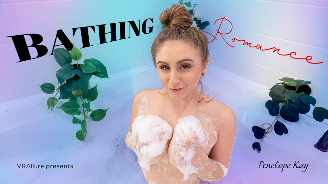 Penelope Kay : Bathing Romance