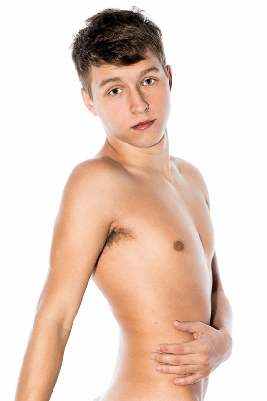 Photo HD Noah White - 8