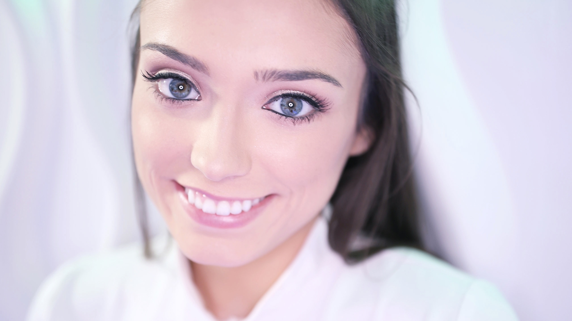 Swallow Salon Features Ashly Anderson Busty Beauty Loves to Give Head in 4K