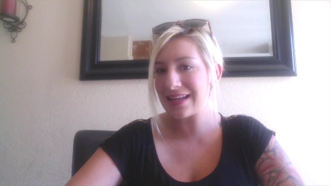 September Carrino - Webcam 150