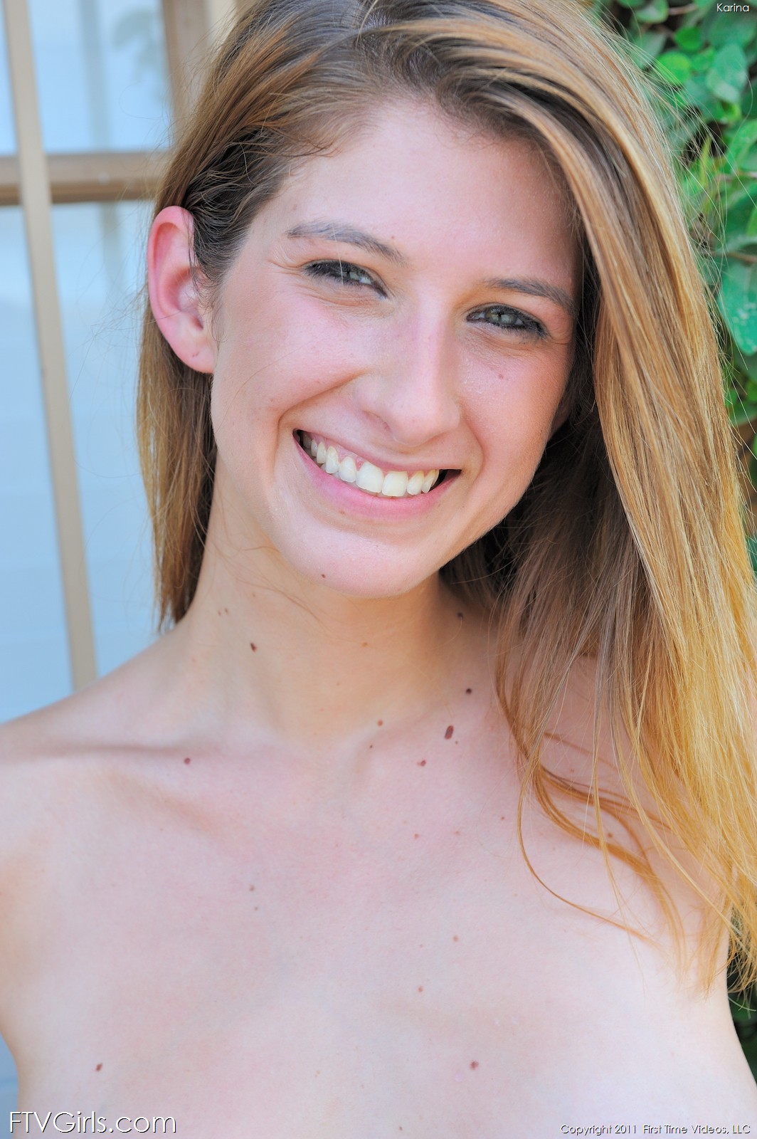 Photo HD Karina White - 4