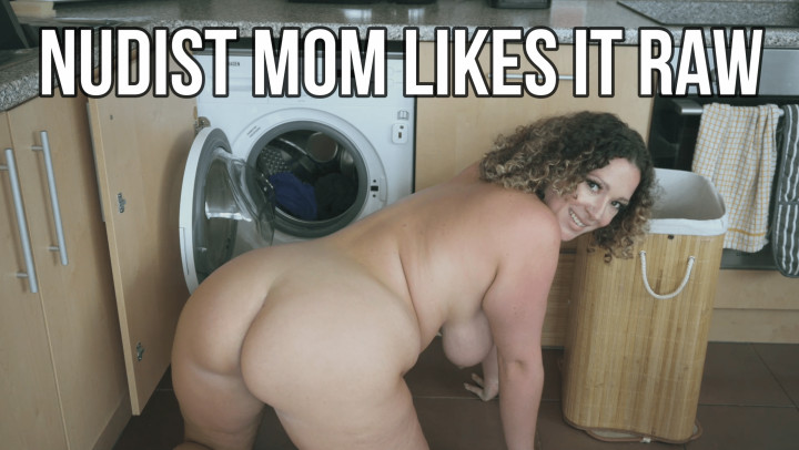 Hippie Mom Likes It Raw