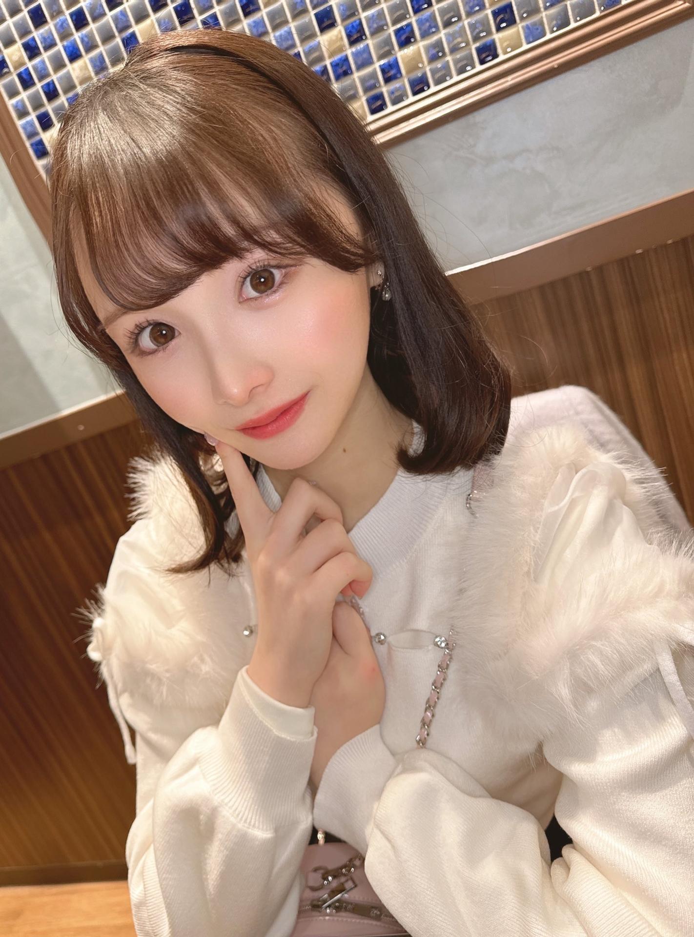 Photo HD Momo Shiraishi - 1