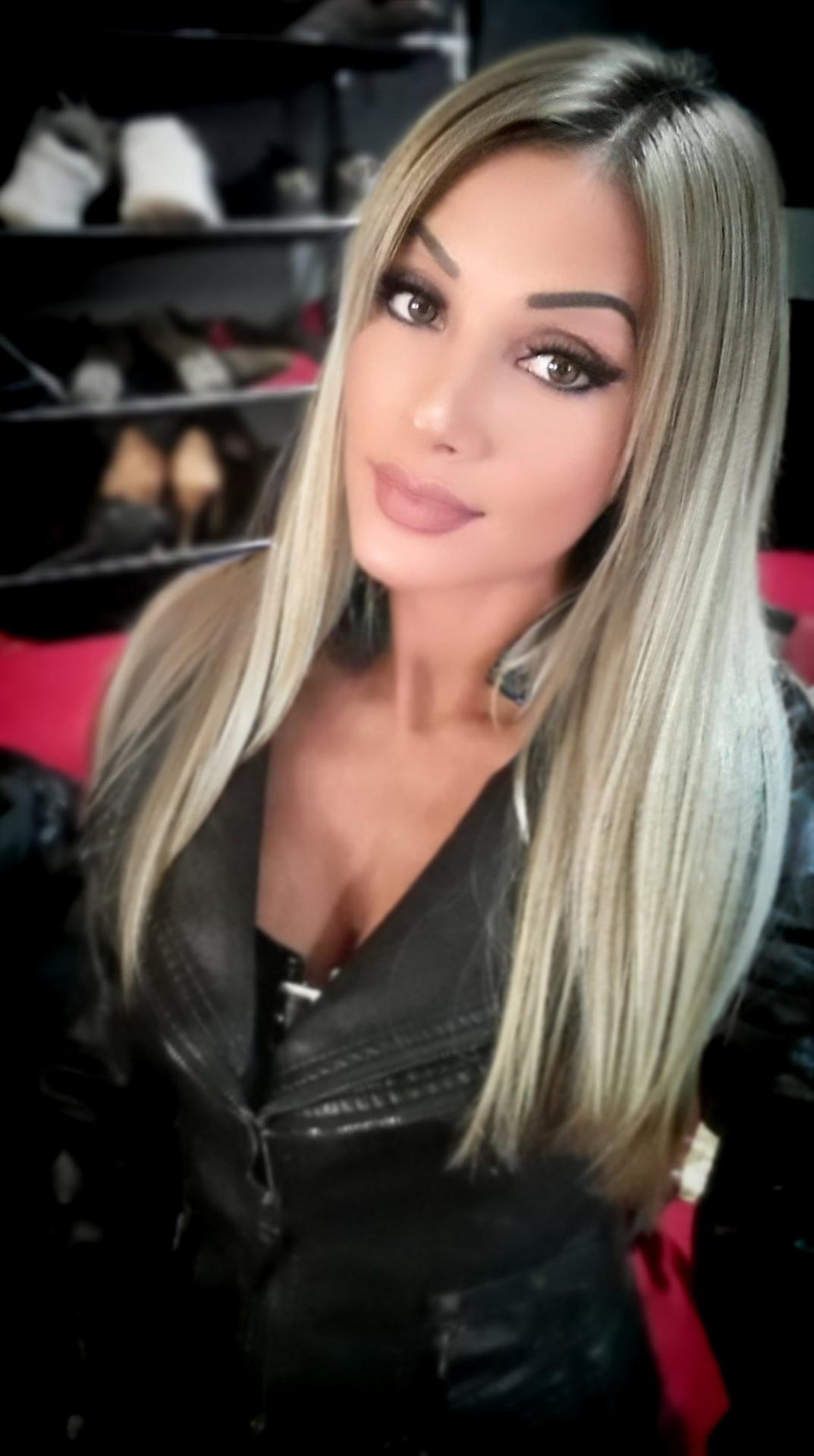 Sarah Diamant Domination