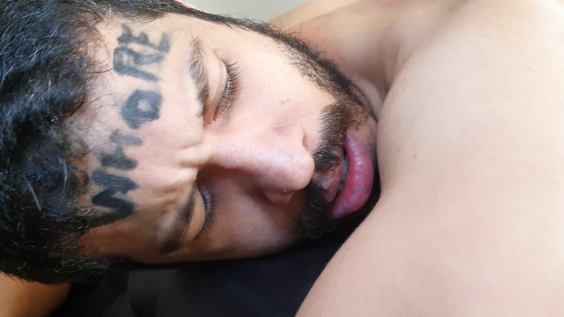 Hardcore, Scene 1: LUCAS ROCHA & ARTURZINHO