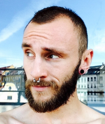 Vic Valentine Timtales