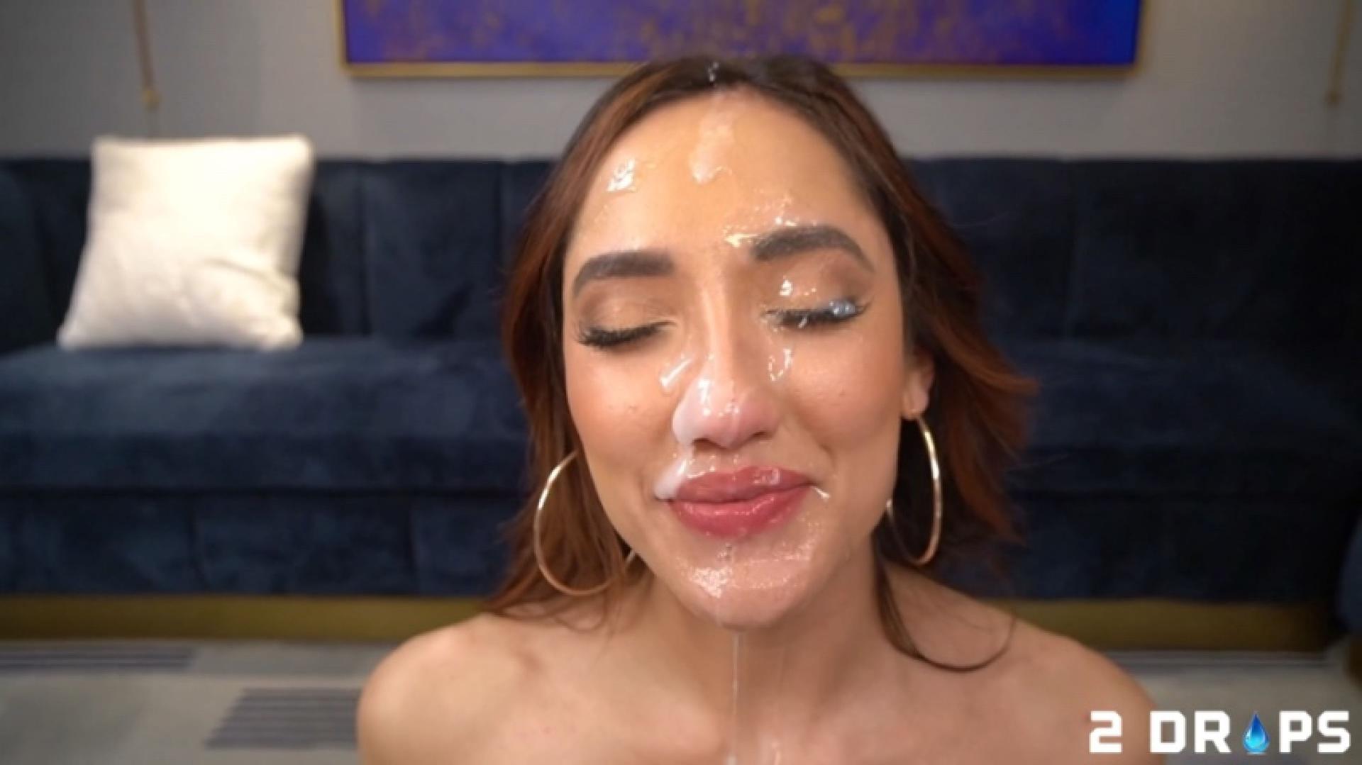 Chloe Amour - The Shower