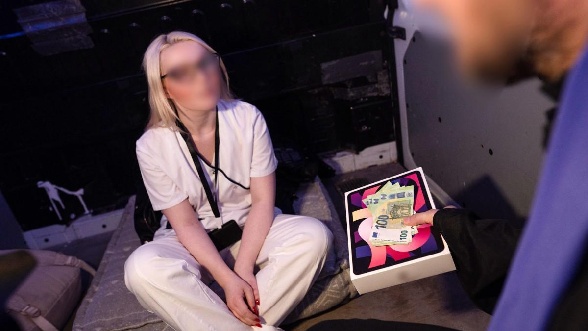 Blonde Nurse Wants You to Watch