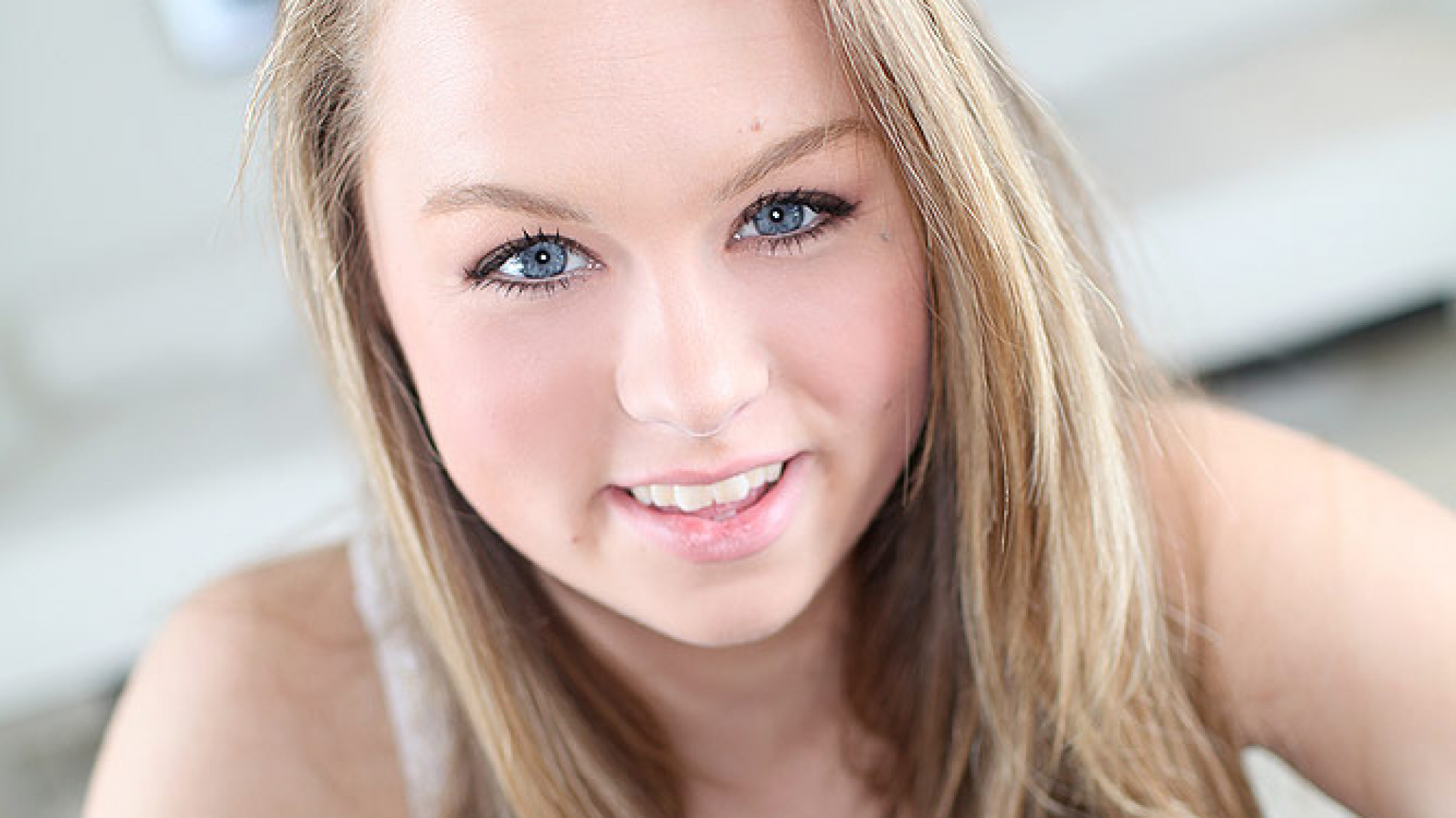 Madison Chandler (aka Maddy) POV, Adorable Blonde Babe Fucked & Fed a Big Sticky Cum Facial