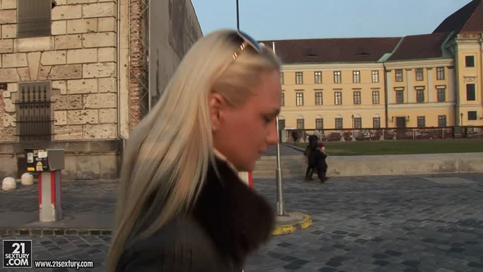 Interview with Ivana Sugar