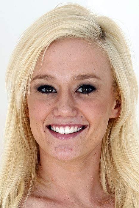 Photo HD Molly Rae - 5