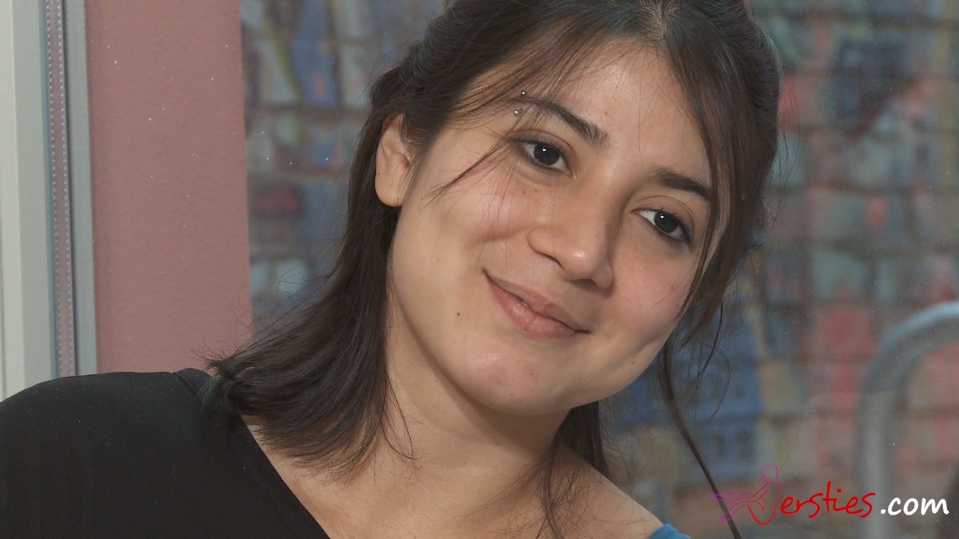 Mona, our sexy sunshine: Interview with Mona