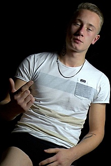 Peter Khout Masturbation