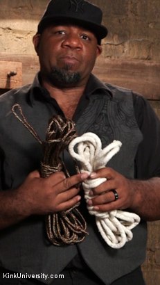 Orpheus Black Fessée