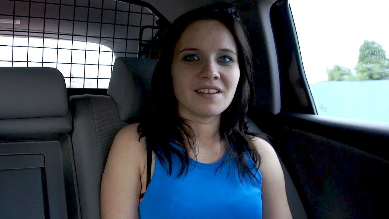 Hitchhiker gets humped in a field