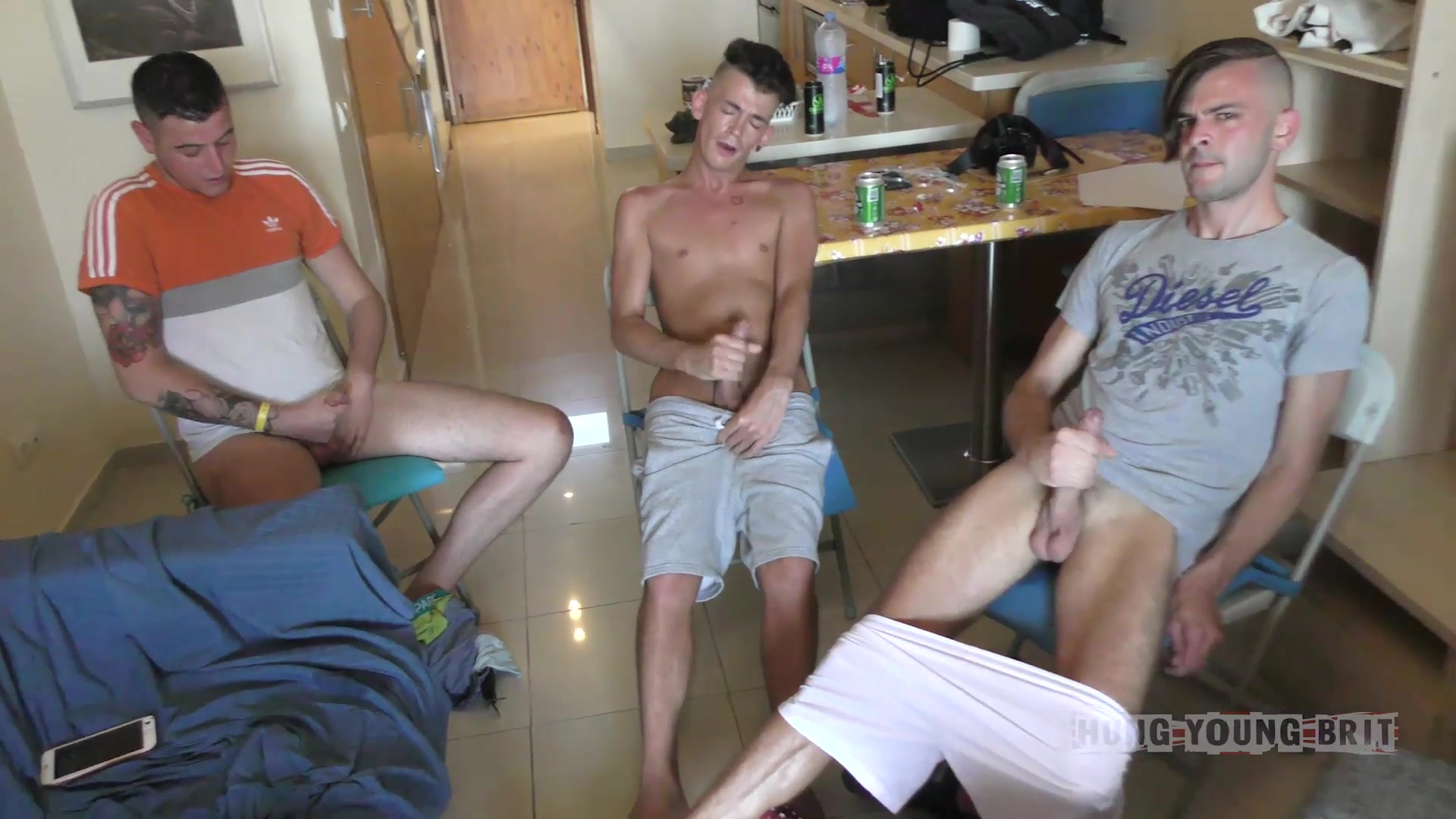 6 lads wanking in ⭕ shoot 9 loads in water pistol 🔫 Run next 🚪 bend over Jay, 21