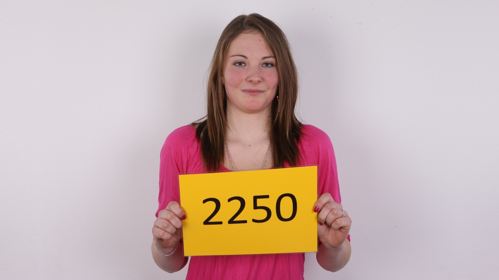Adela (2250)