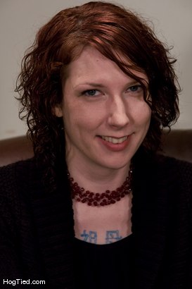 Photo HD Carmen Stark - 1