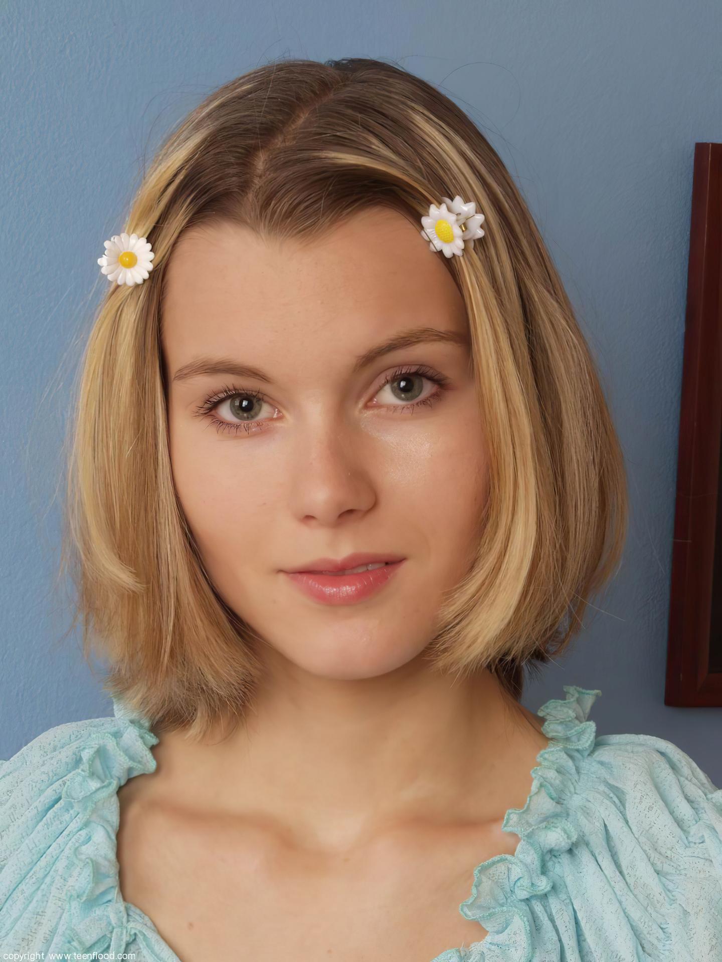 Photo HD Zuzana Kourilova - 1