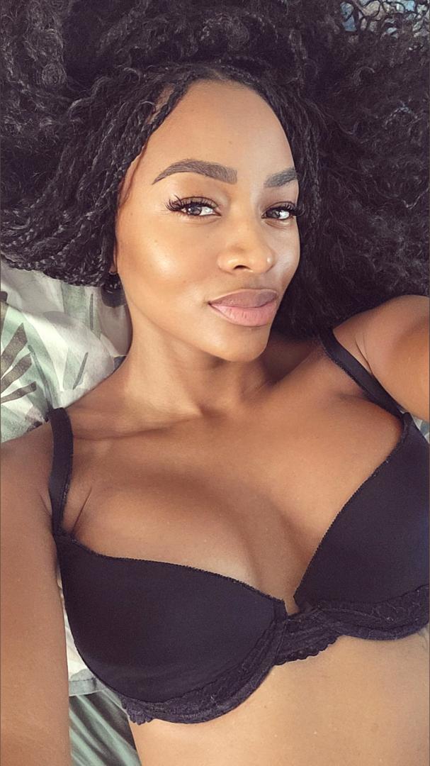 Photo HD Malia Lenoir - 4