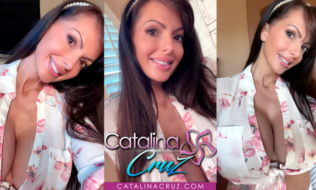 Catalina Cruz - Watch Closely 5K VR