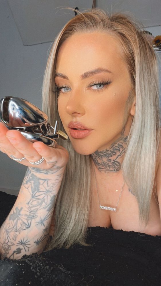 Photo HD Lottie Harley - 3