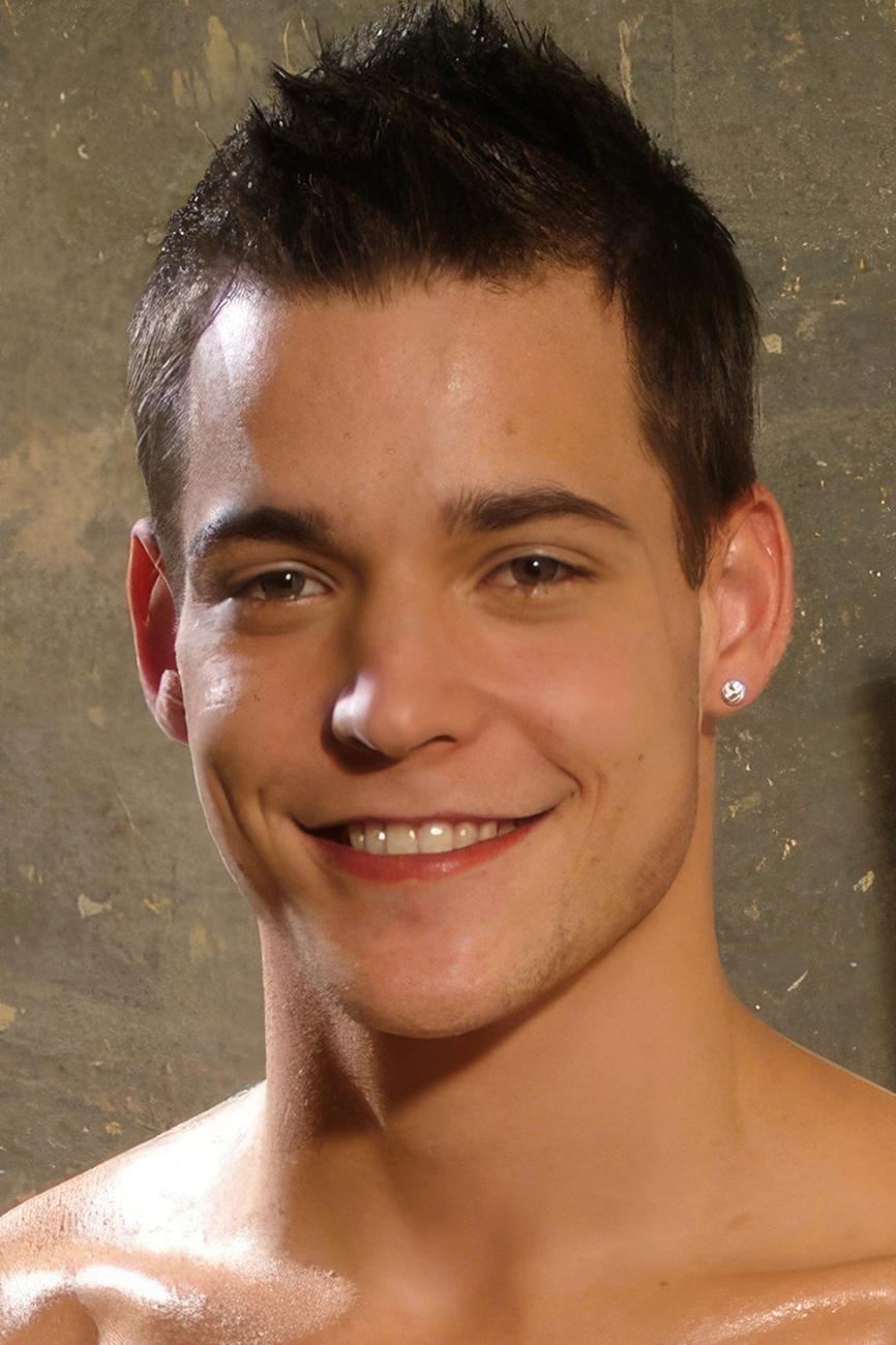 Alex Stevens Fessée