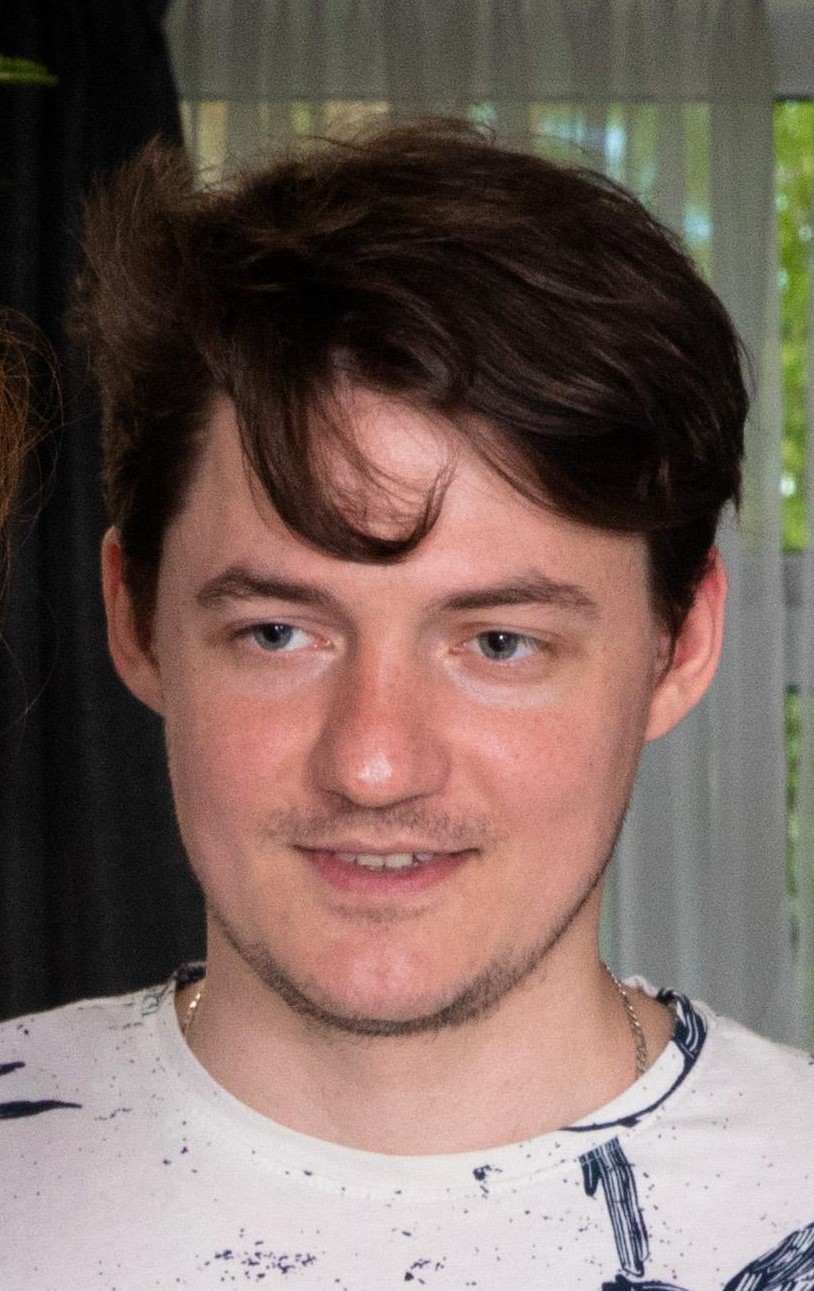 Murkovski Showl Fessée