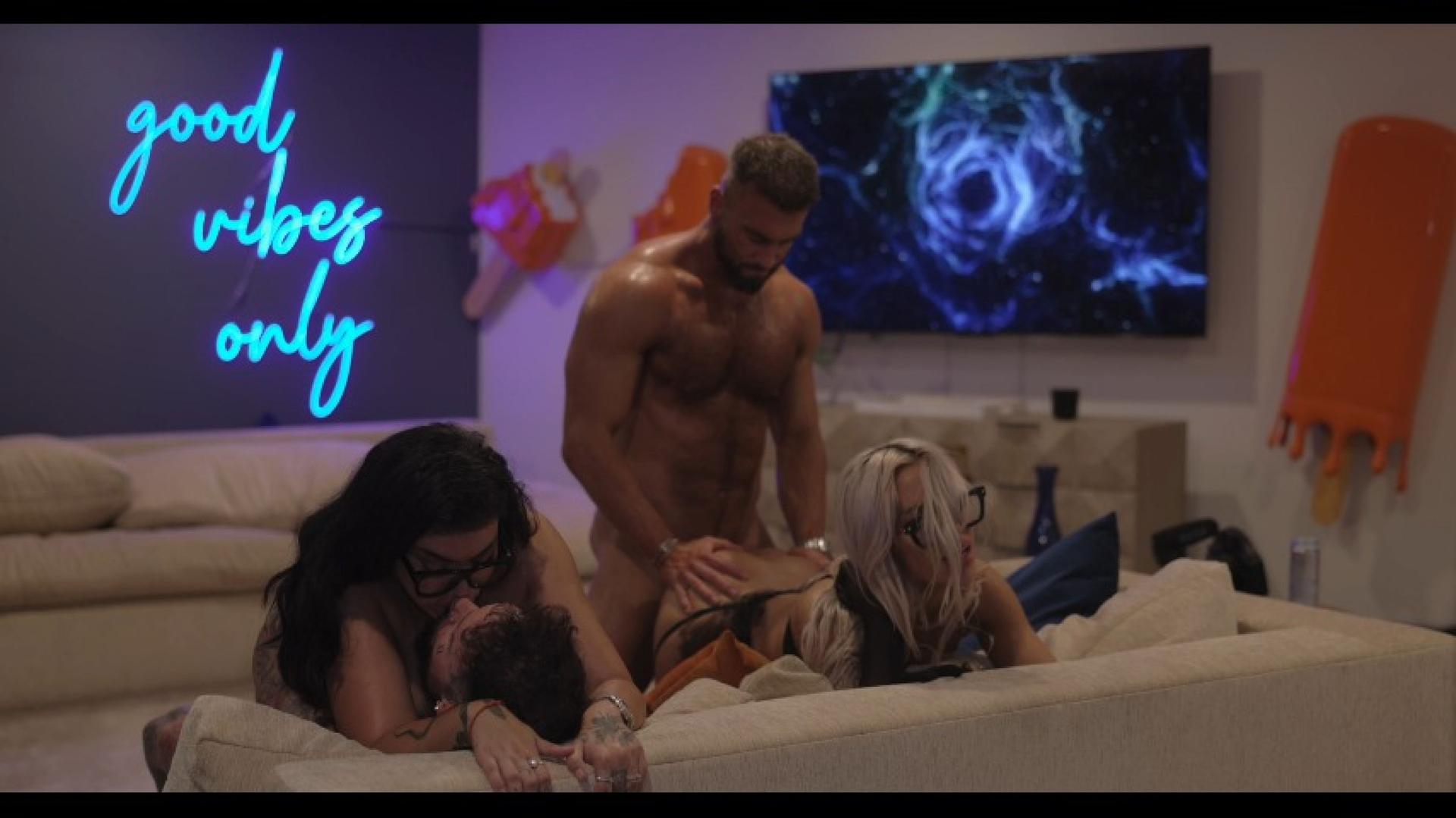 PART 2 - FOURSOME WITH GREEK SAVAGE, TOOCHIE KASH & PORSCHI
