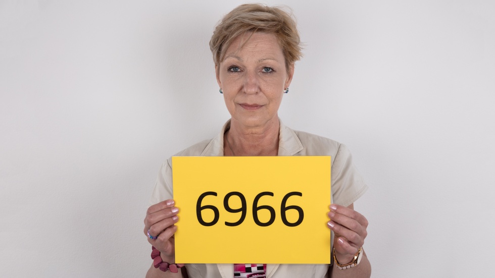 Milena (6966)