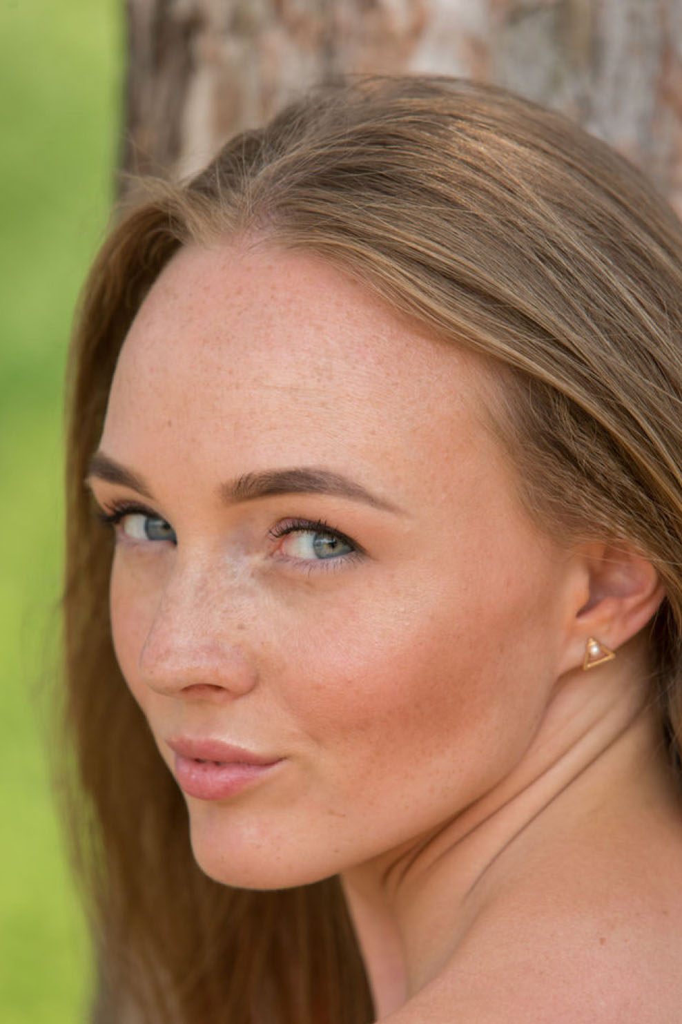 Alex Diaz Stunning 18