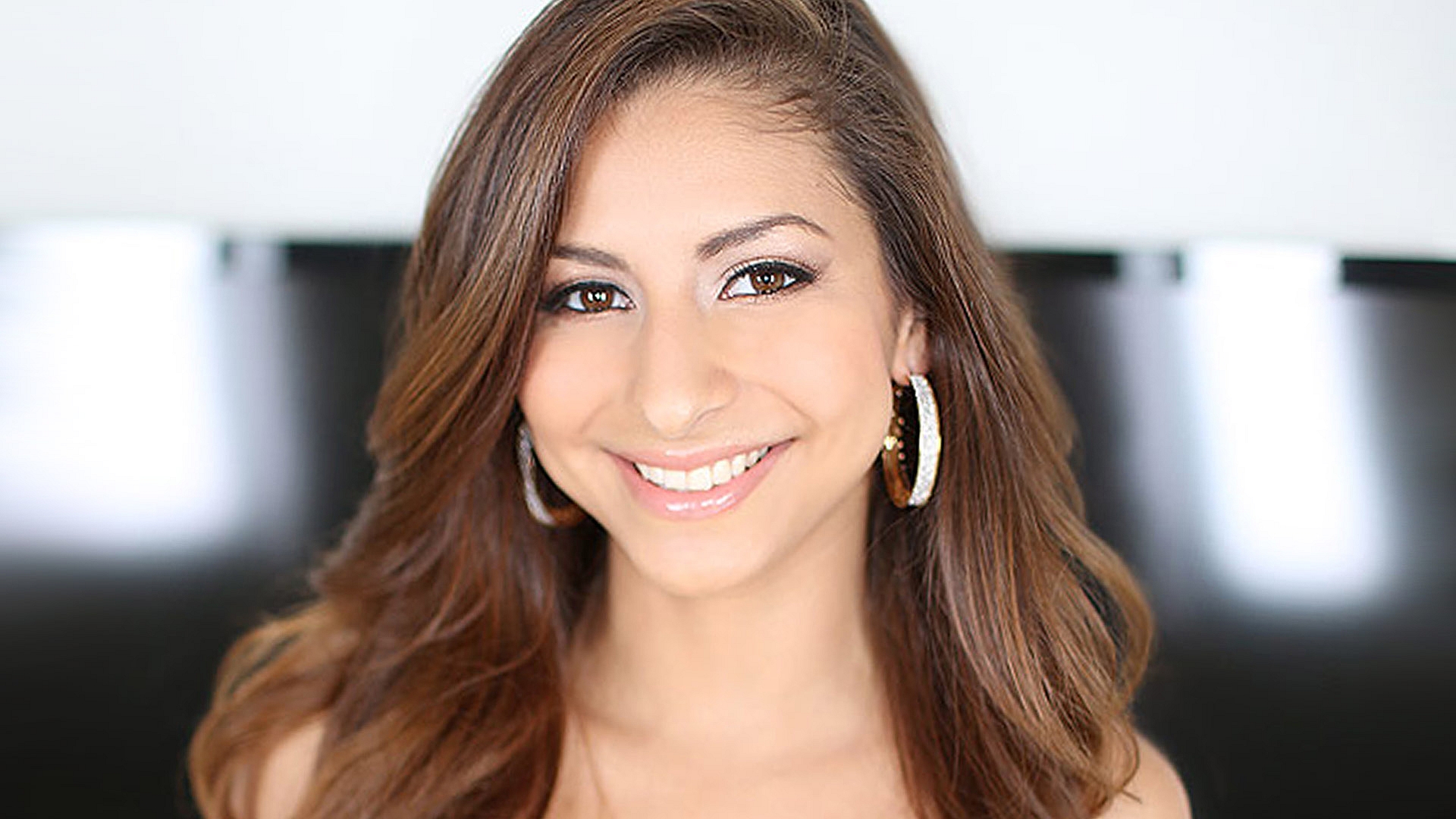 Nina North POV, Sexy Teen Sucks, Gets Banged & Swallows Sperm