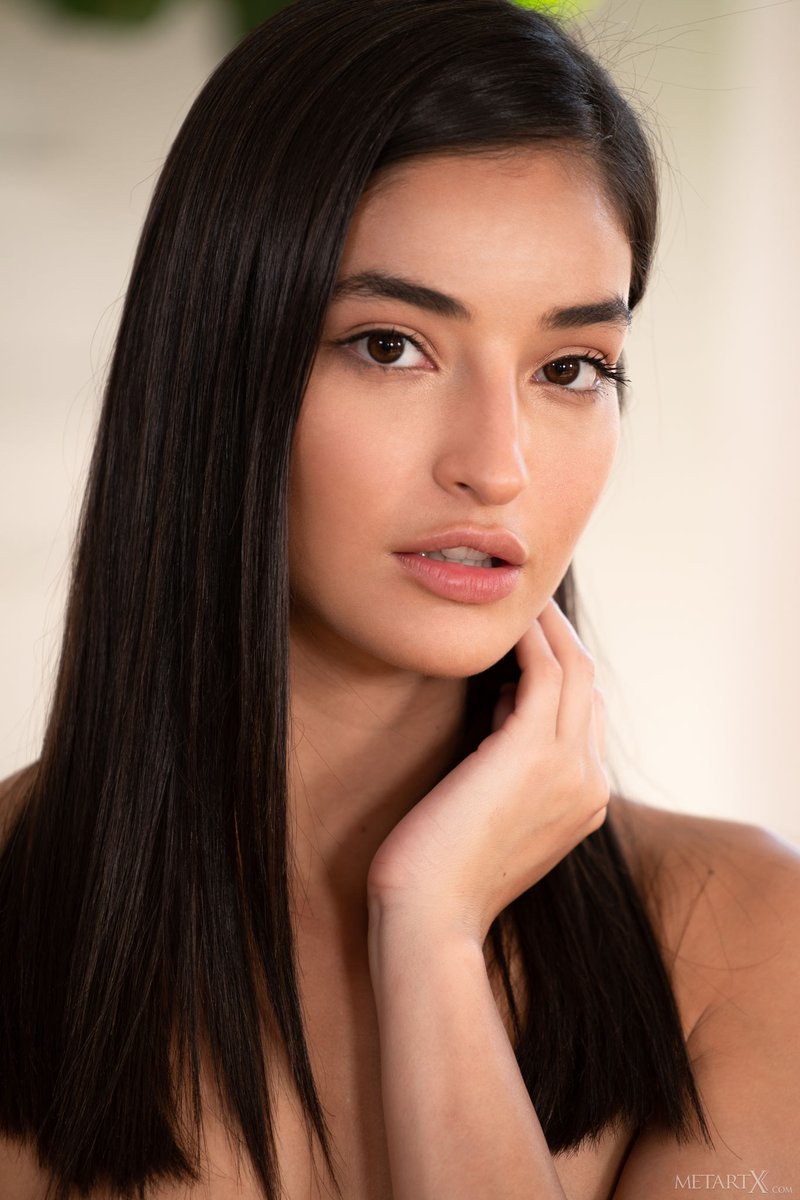 Photo HD Emily Willis - 9