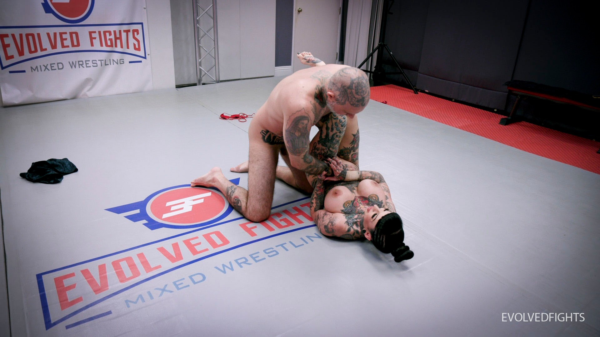 Jessie Lee vs Tef Wesley