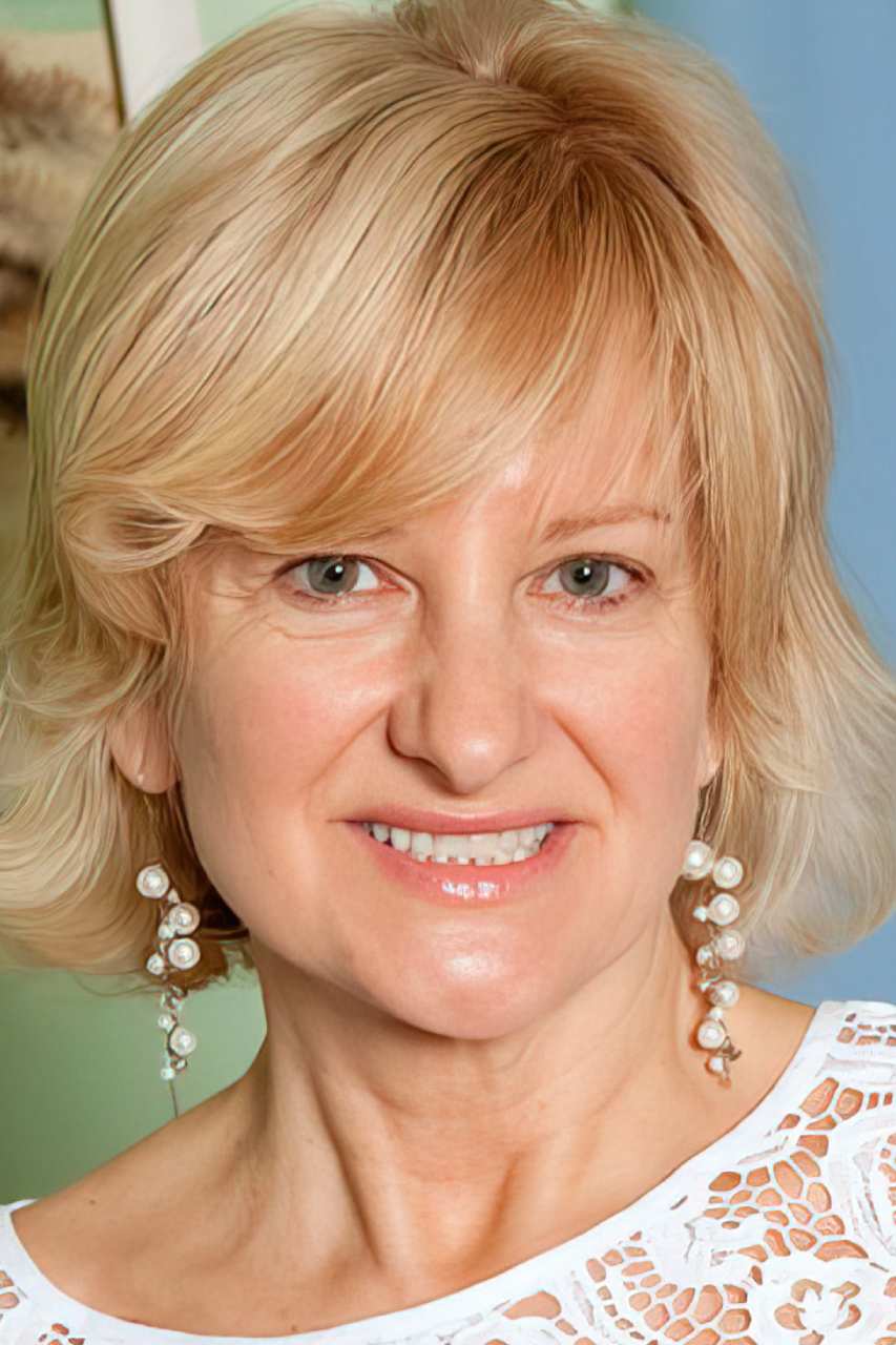 Ellie Anderson Facial