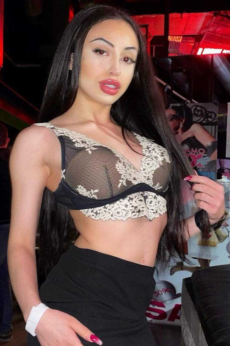 Photo HD Isabella Angelina - 3