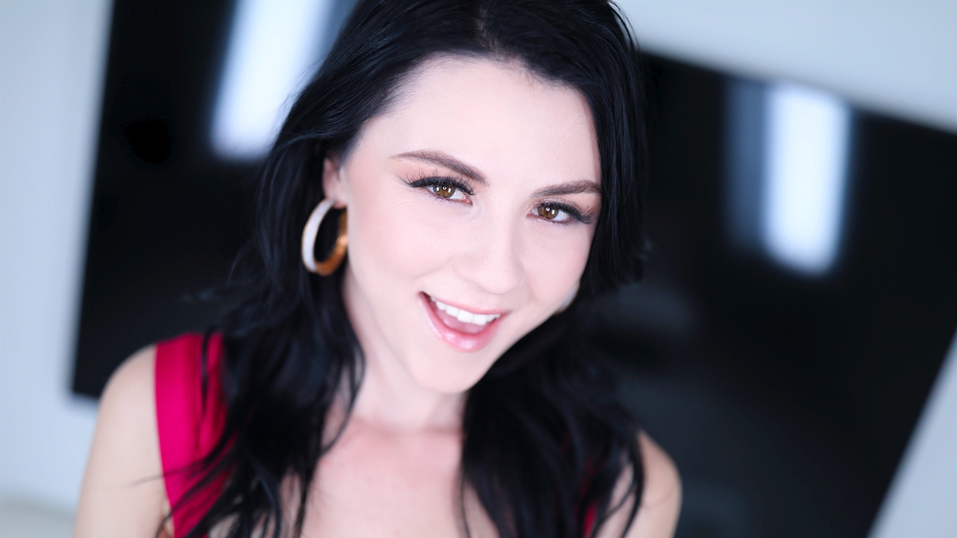 Amateur Allure Welcomes Ruby Moon, Busty Floral Shop Employee Loves Sex, Giving Head and Swallowing