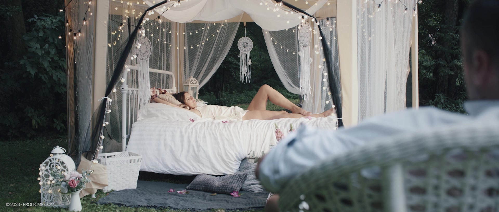 Watch Night Fall - Film