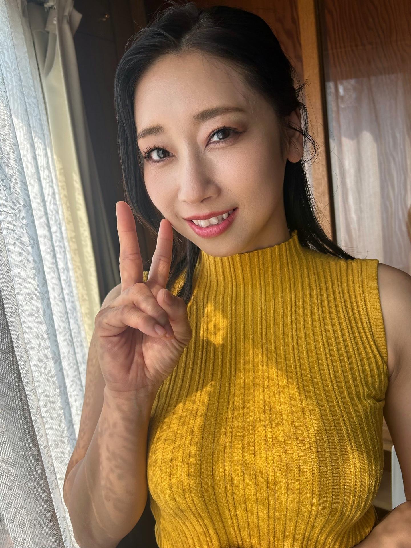 Photo HD Ikumi Shiramine - 1