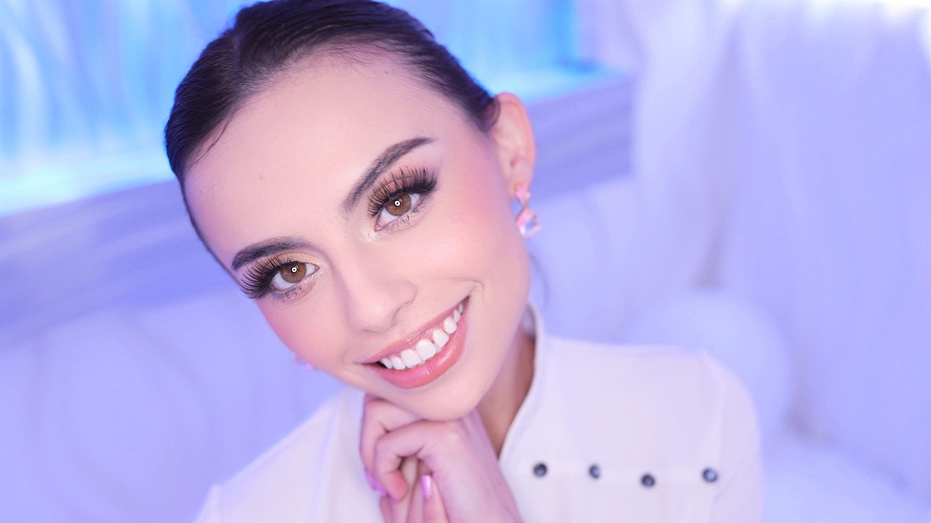 Swallow Salon Welcomes Angel Windell to Give a Hot POV Blowjob and Swallow a Thick Load