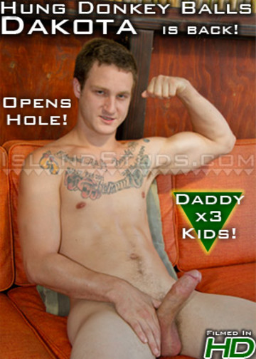 Dakota 3