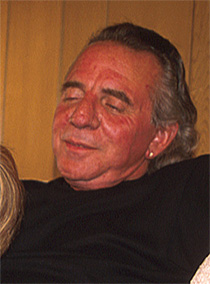 Don Hollywood Facial