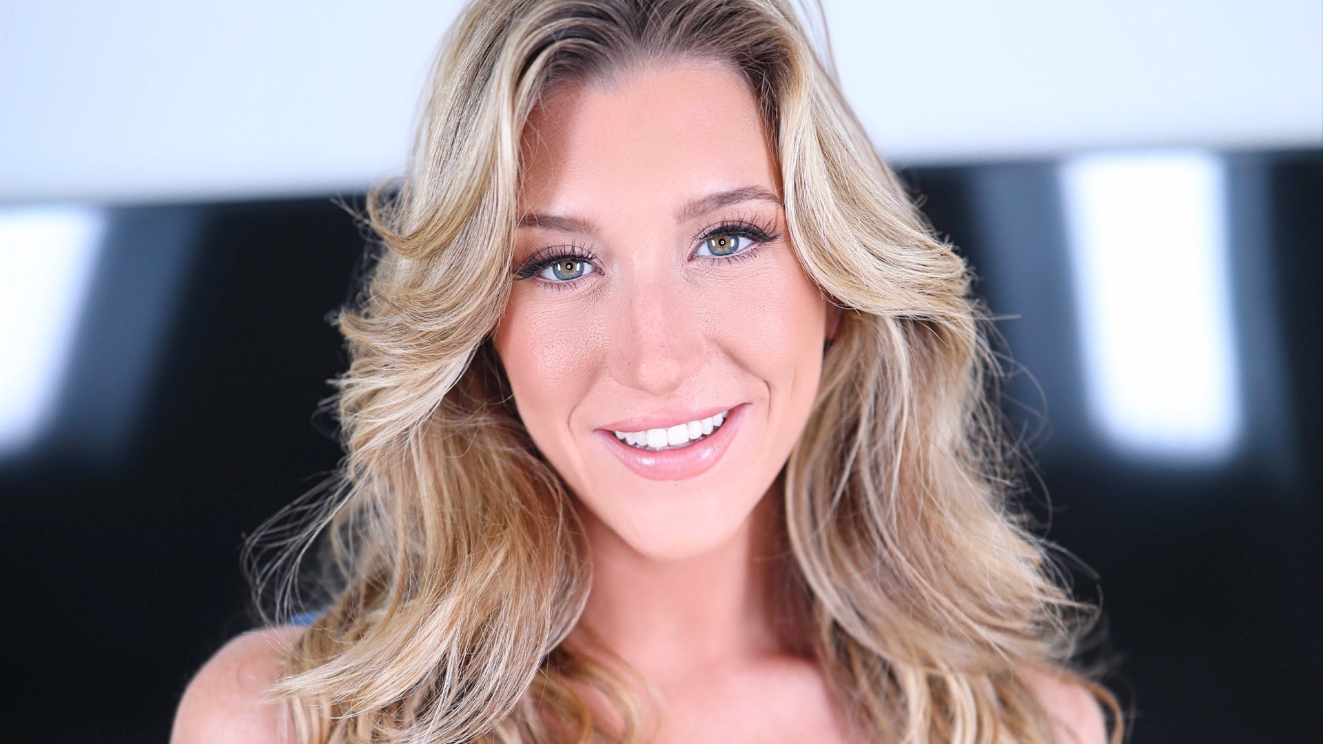 Amateur Allure Introduces Addison Vodka, Sexy Schoolteacher Loves Getting Naughty and Swallowing